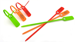 Изготовленные на заказ пластиковые уплотнительные бирки с высокой прочностью на растяжение